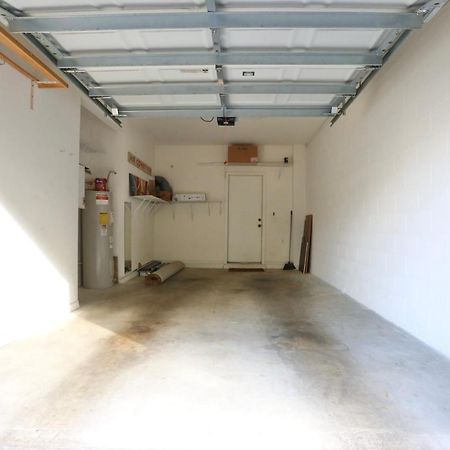 Nomad Retreat King Bed Boutique Condo W Garage Ґейнсвілл Екстер'єр фото