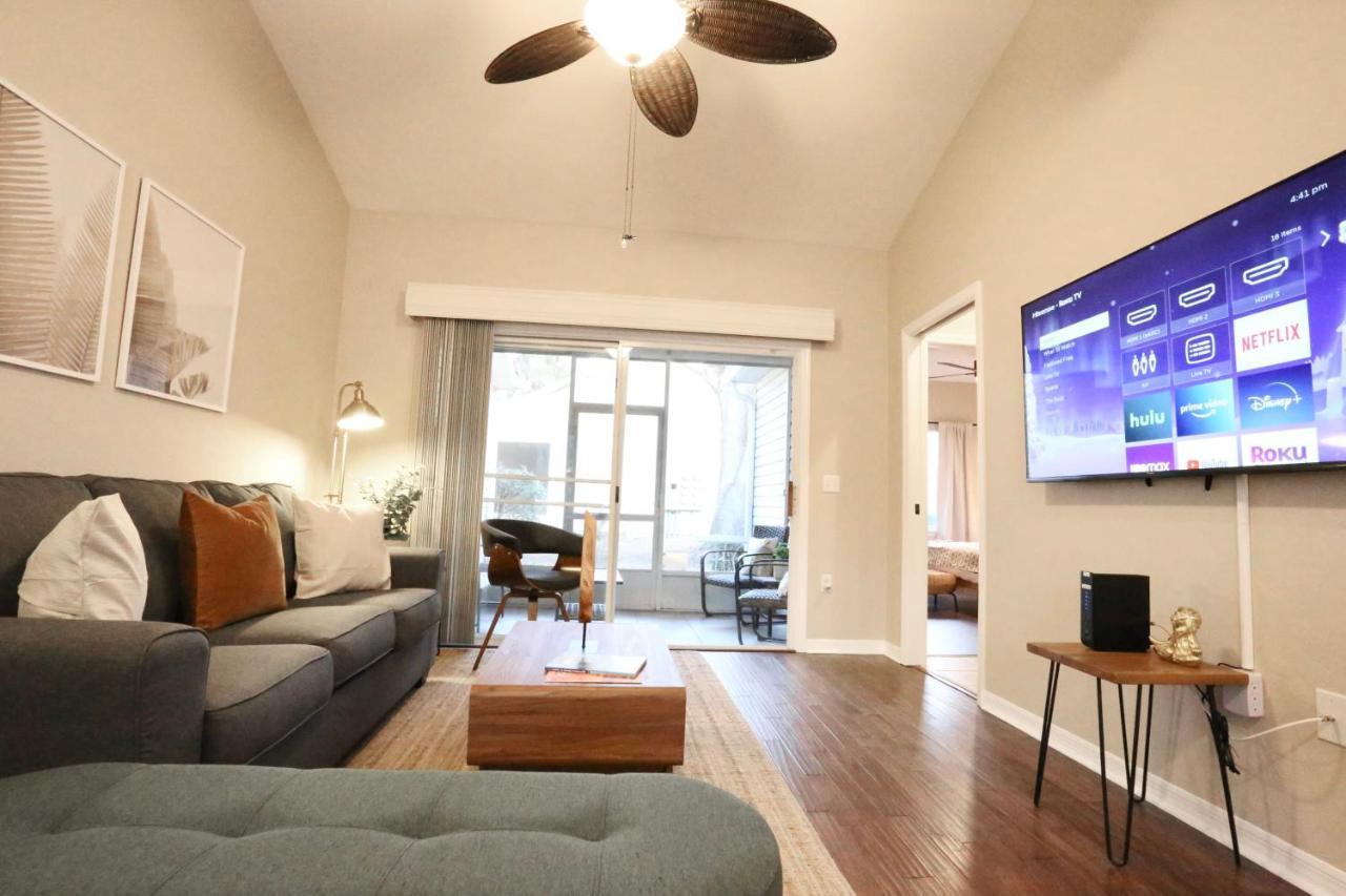 Nomad Retreat King Bed Boutique Condo W Garage Ґейнсвілл Екстер'єр фото